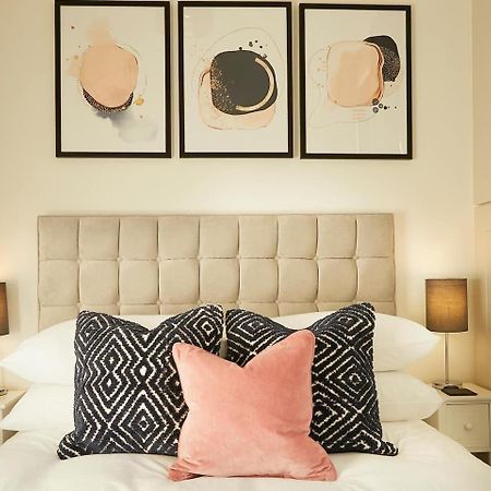 Sea View Serenity Breath Taking Sea View Sleeps 4 Scarborough Exterior photo