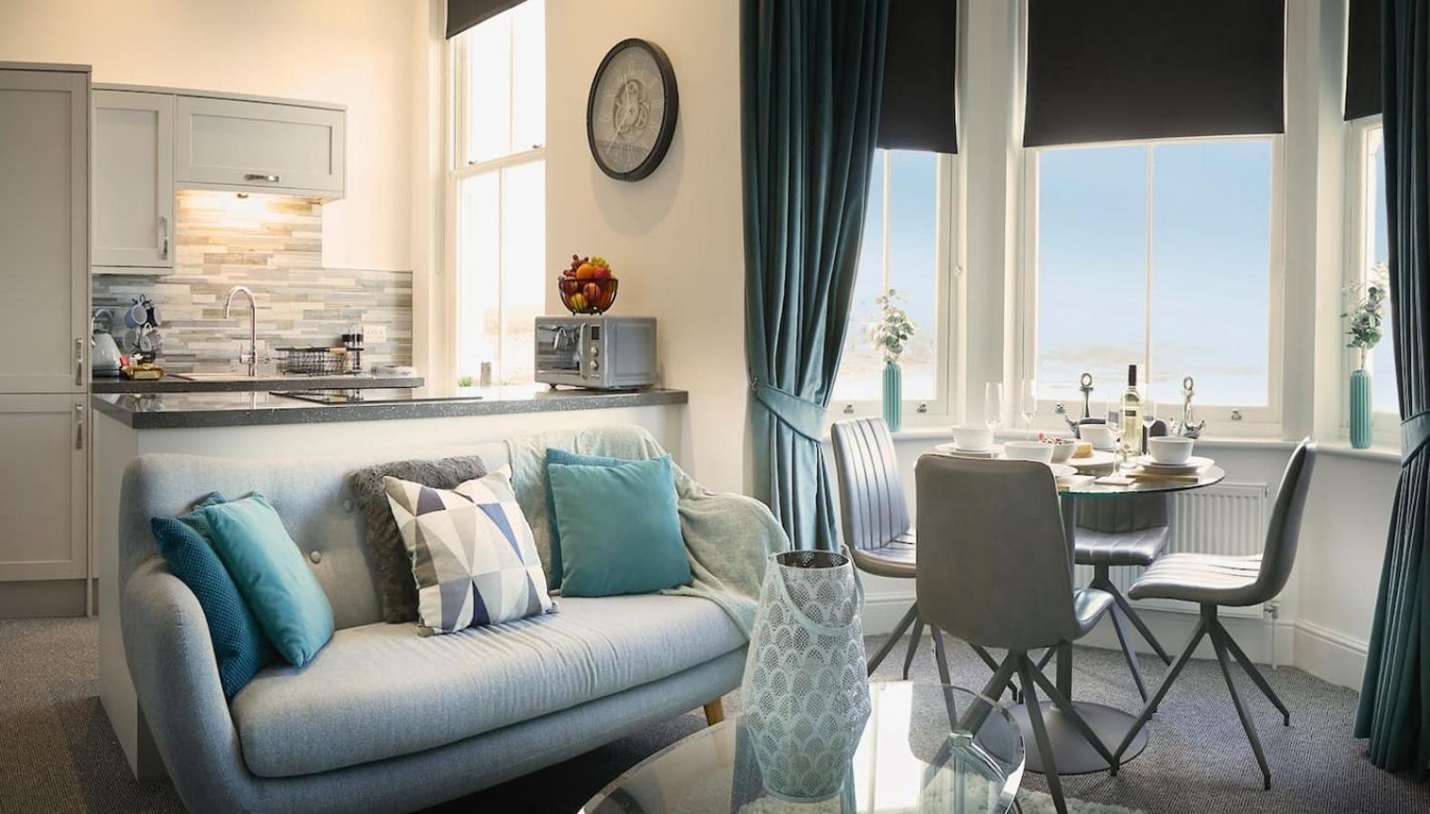 Sea View Serenity Breath Taking Sea View Sleeps 4 Scarborough Exterior photo