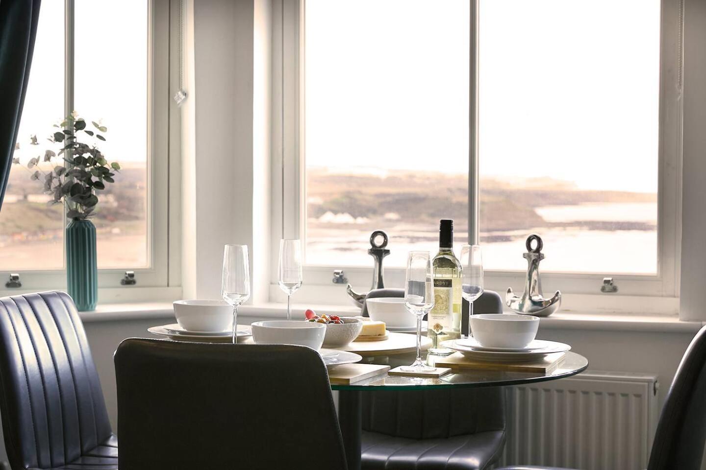 Sea View Serenity Breath Taking Sea View Sleeps 4 Scarborough Exterior photo