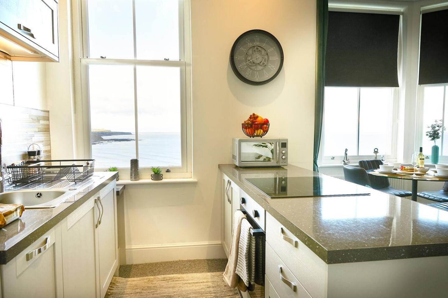 Sea View Serenity Breath Taking Sea View Sleeps 4 Scarborough Exterior photo